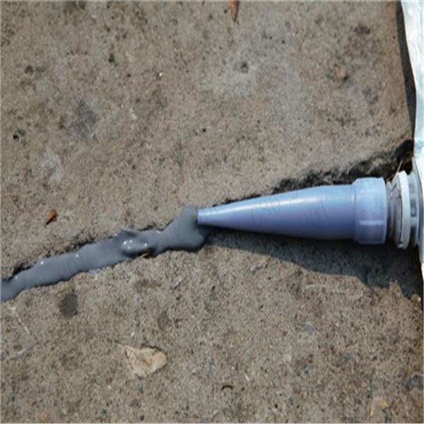 嘉格冷灌縫膠-無需加熱雙手即可完成水泥混凝土路面裂縫灌縫施工 嘉格冷灌縫膠-無需加熱雙手即可完成水泥混凝土路面裂縫灌縫施工